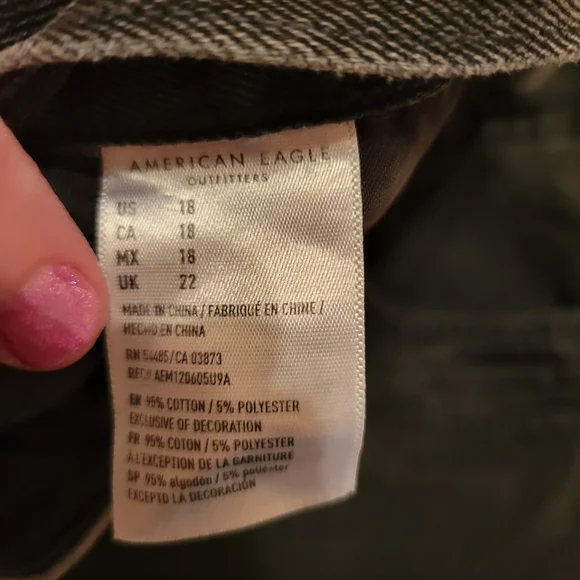 American Eagle Outfitters Mom Short - Picture 2 of 7